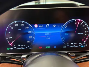 MERCEDES-BENZ S 580 e Amg S63 Umbau Pano Distr Burme…