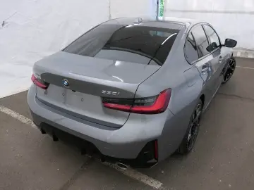 BMW 330i xDrive Limousine M Paket Drive Park Assist