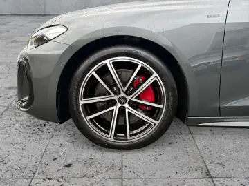 AUDI A5 Lim e-hybrid 220kW S-LINE MATRIX B&O ACC PANO