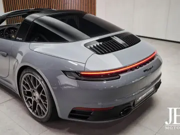 PORSCHE 992.1 Targa 4 Burmester LED Matrix 14-Wege Sitze