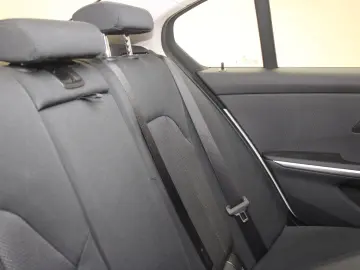 BMW 318d Limousine DAB RFK Komfortzg. Tempomat Shz