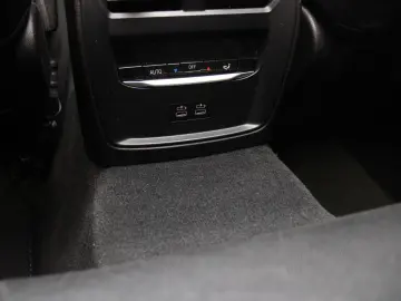 BMW 318d Limousine DAB RFK Komfortzg. Tempomat Shz