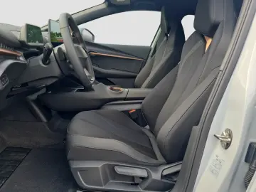 CUPRA Tavascan VZ 4Drive 250 KW 77 kWh Heatp.  Below