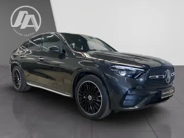 MERCEDES-BENZ GLC 300 d 4M AMG Distr Pano AHK 360 Ka…