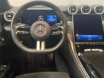 MERCEDES-BENZ GLC 300 d 4M AMG Distr Pano AHK 360 Ka…