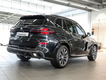 BMW X5 xDrive30d M Sport HUD 360 KAM RFK NAVI LED