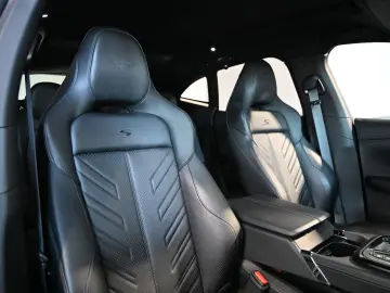 ASTON MARTIN DBX S Plasma Blue Magnesium Wheels Carbon Dach