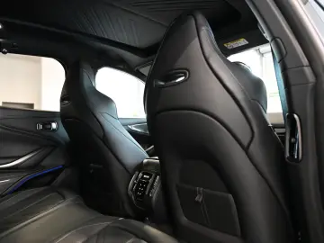 ASTON MARTIN DBX S Plasma Blue Magnesium Wheels Carbon Dach