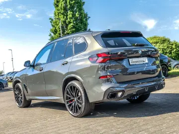 BMW X5 xDrive30d M Sport RFK NAVI LED Sound Syst.