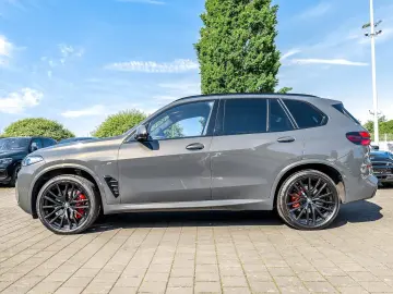 BMW X5 xDrive30d M Sport RFK NAVI LED Sound Syst.
