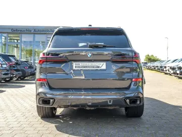 BMW X5 xDrive30d M Sport RFK NAVI LED Sound Syst.