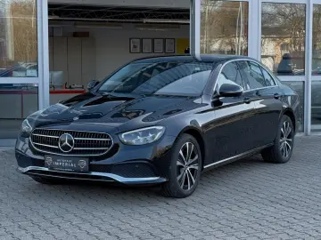 MERCEDES-BENZ E300de Lim. Avantgarde LEDER ACC MBUX …