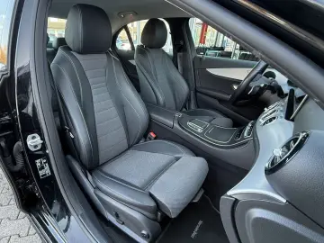 MERCEDES-BENZ E300de Lim. Avantgarde LEDER ACC MBUX …