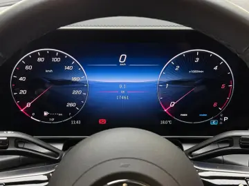 MERCEDES-BENZ GLC 300 d 4M Edition AMG Coupe Pano 360  Burm