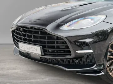 ASTON MARTIN DBX 707 Ultramarine Black   Dark Knight