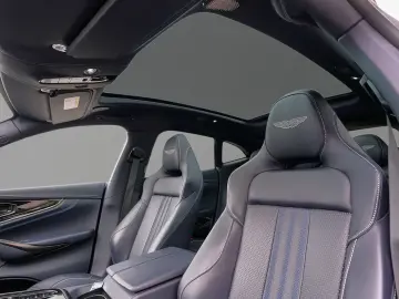 ASTON MARTIN DBX 707 Ultramarine Black   Dark Knight