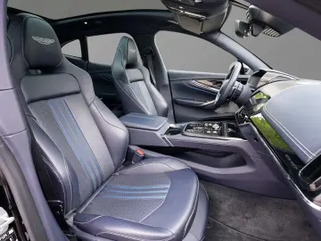 ASTON MARTIN DBX 707 Ultramarine Black   Dark Knight
