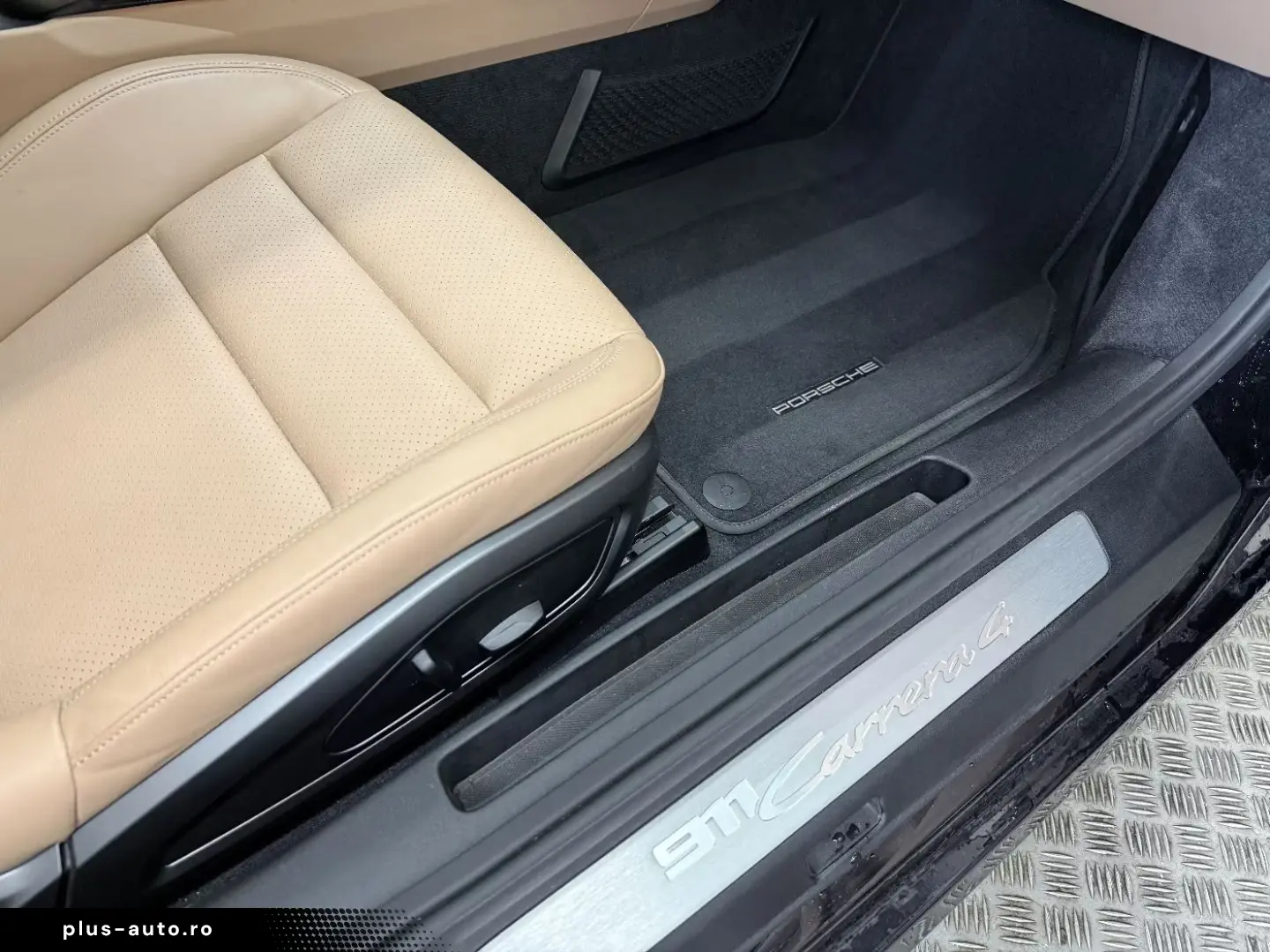 PORSCHE 992 (911) Carrera 4 Cabriolet   Sportabgas