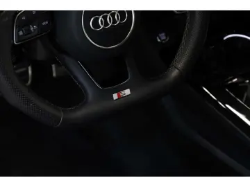 AUDI A5 Cabriolet 35 TDI S line