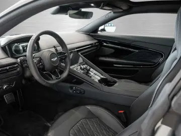 ASTON MARTIN DB12 V8 Coupe
