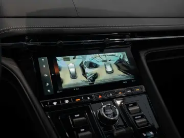 ASTON MARTIN DB12 V8 Coupe