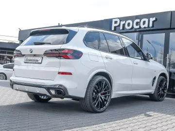 BMW X5 xDrive30d M Sport HUD PANO ACC 360 KAM RFK