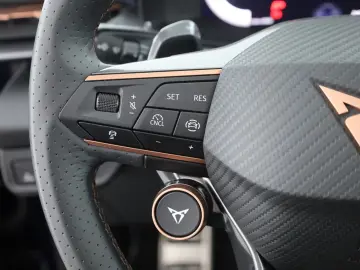 CUPRA Terramar VZ 2.0 TSI 4Drive DSG LED ACC AHK