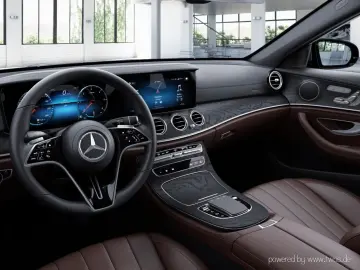 MERCEDES-BENZ E 220 d AVANTGARDE DISTRONIC STH. SITZ…