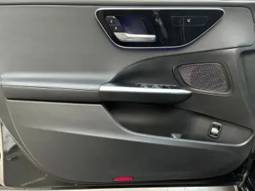 MERCEDES-BENZ C 220 d  MBUX KAMERA AHK S-DACH CARPLAY