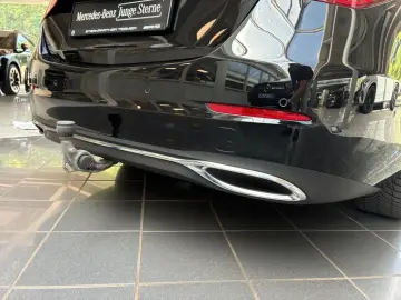 MERCEDES-BENZ C 220 d  MBUX KAMERA AHK S-DACH CARPLAY