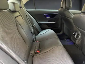 MERCEDES-BENZ C 220 d  MBUX KAMERA AHK S-DACH CARPLAY