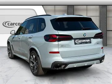 BMW X5 xDrive30d M Sport Pro 21 AHK Pano Standhzg