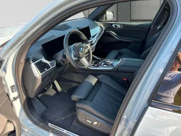BMW X5 xDrive30d M Sport Pro 21 AHK Pano Standhzg
