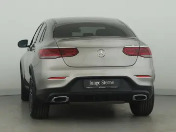 MERCEDES-BENZ GLC 300 4M Coupé  AMG Distronic PTS 360 Kamera