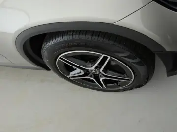 MERCEDES-BENZ GLC 300 4M Coupé  AMG Distronic PTS 360 Kamera