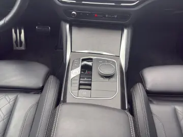 BMW M440i Lim. xDrive LED LASER NAVI HGSD KAMERA PDC