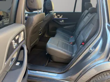 MERCEDES-BENZ GLS 450d 4MATIC AMG PANO 7 SITZ STANDH…