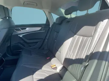 AUDI A6 Limousine 55 TFSI e S line qu. S tr. Matrix