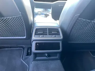 AUDI A6 Limousine 55 TFSI e S line qu. S tr. Matrix
