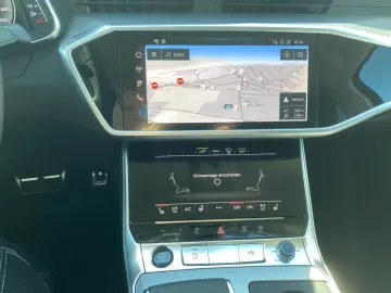 AUDI A6 Limousine 55 TFSI e S line qu. S tr. Matrix