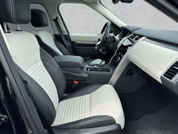 LAND ROVER Discovery Dynamic SE D250 Pano 7-Sitze AHK