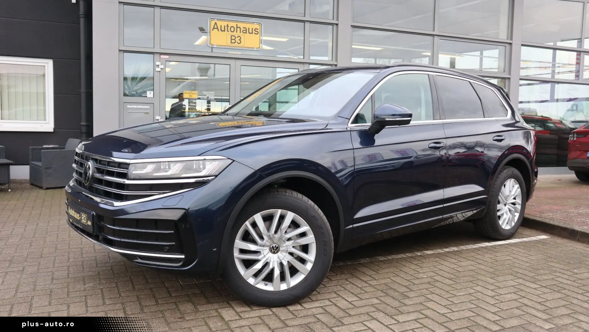 VW Touareg 4Motion Elegance AHK Leder ACC Kamera