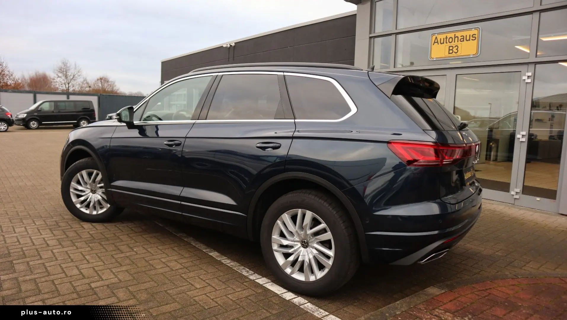 VW Touareg 4Motion Elegance AHK Leder ACC Kamera