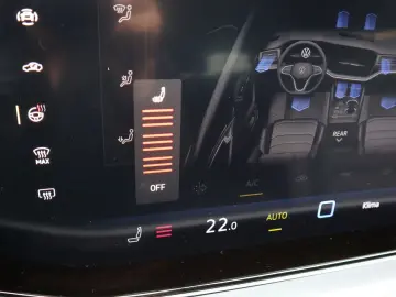 VW Touareg 4Motion Elegance AHK Leder ACC Kamera
