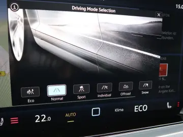 VW Touareg 4Motion Elegance AHK Leder ACC Kamera