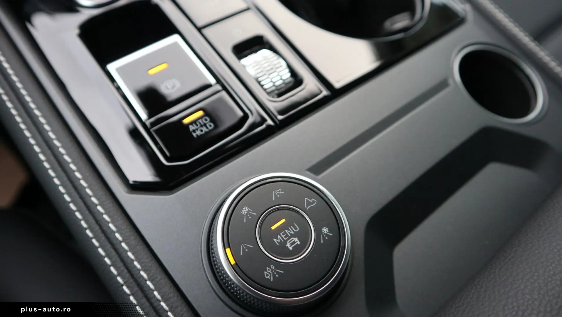 VW Touareg 4Motion Elegance AHK Leder ACC Kamera