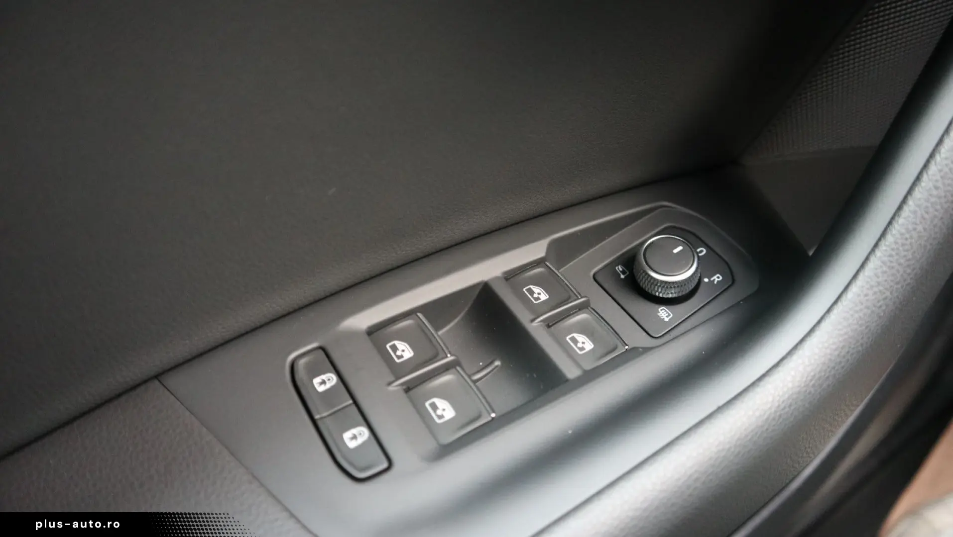 VW Touareg 4Motion Elegance AHK Leder ACC Kamera