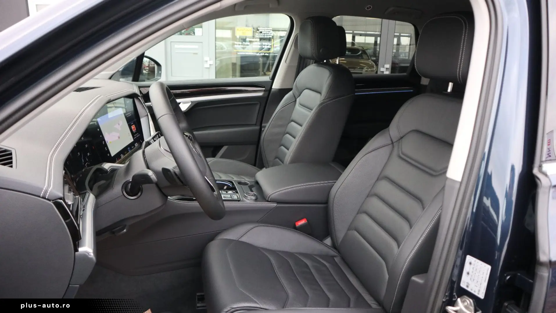VW Touareg 4Motion Elegance AHK Leder ACC Kamera