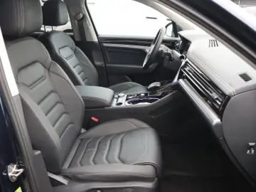 VW Touareg 4Motion Elegance AHK Leder ACC Kamera