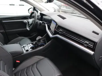 VW Touareg 4Motion Elegance AHK Leder ACC Kamera